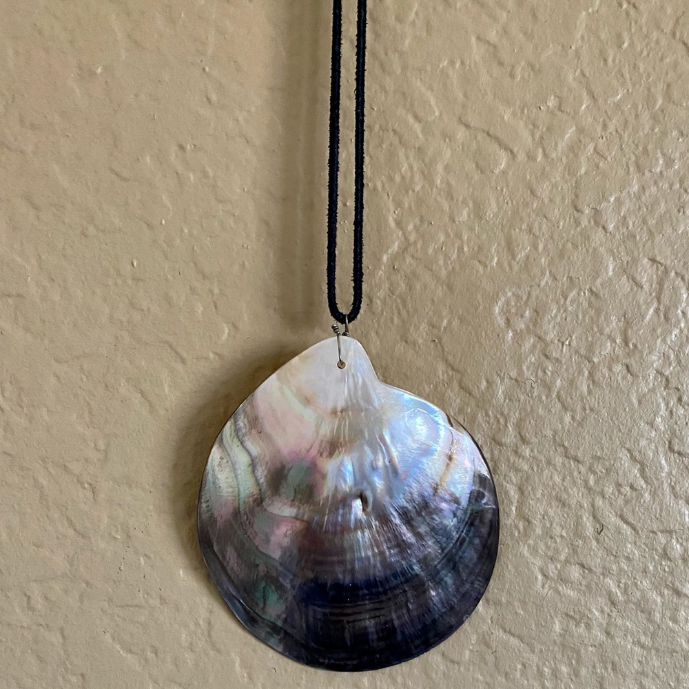 Large Shell Necklace - image 1